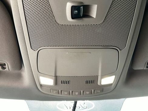 Used 2016 Ford F150 XLT AWD/4WD image 9