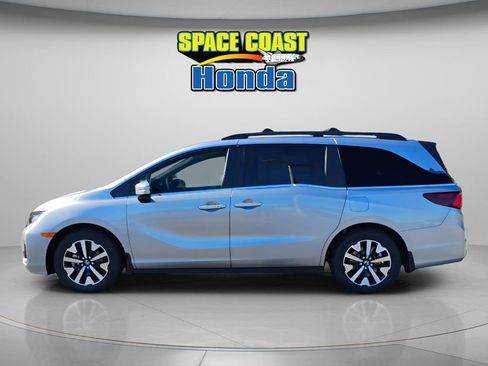 New 2026 Honda Odyssey EX-L image 5