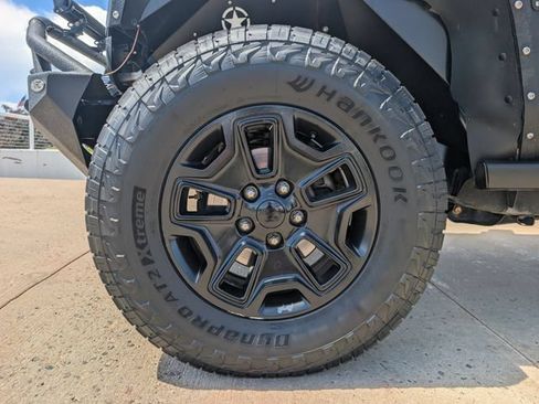 Used 2014 Jeep Wrangler Unlimited Sport w/ Quick Order Package 24S AWD/4WD image 11