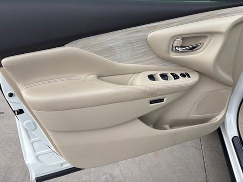 Used 2017 Nissan Murano Platinum w/ Platinum Technology Package image 17