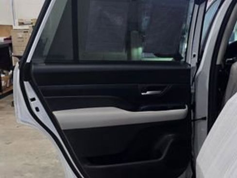 Used 2024 Toyota Grand Highlander Limited image 24