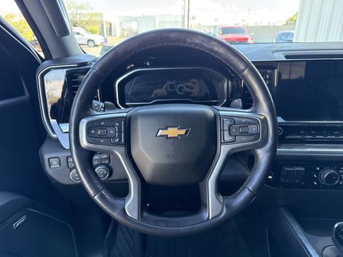 Used 2022 Chevrolet Silverado 1500 LTZ image 26