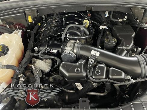 Used 2023 Jeep Grand Cherokee Limited image 23