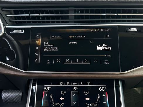 Used 2020 Audi Q8 Premium AWD/4WD image 19