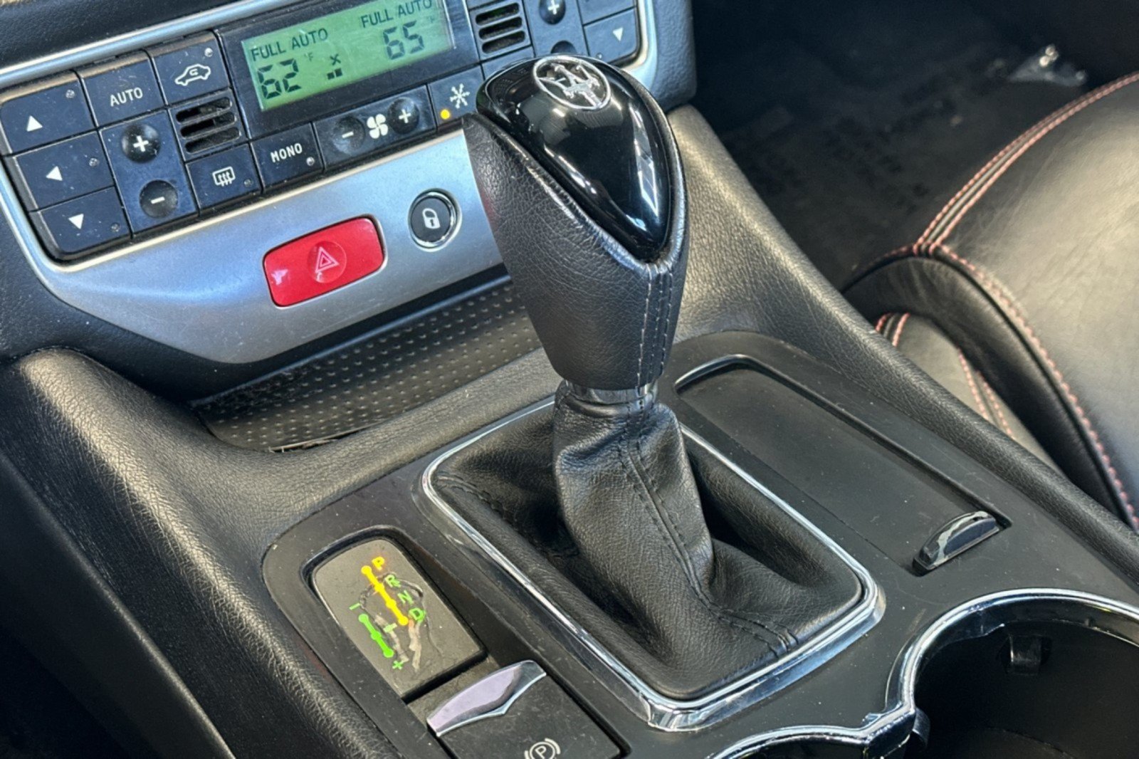 Used 2012 Maserati GranTurismo S RWD image 19