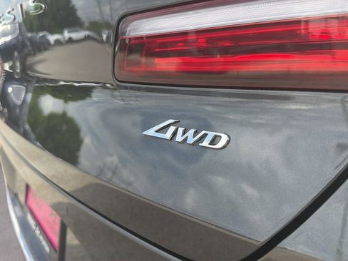 Used 2025 Genesis GV80 2.5T Standard AWD/4WD image 19