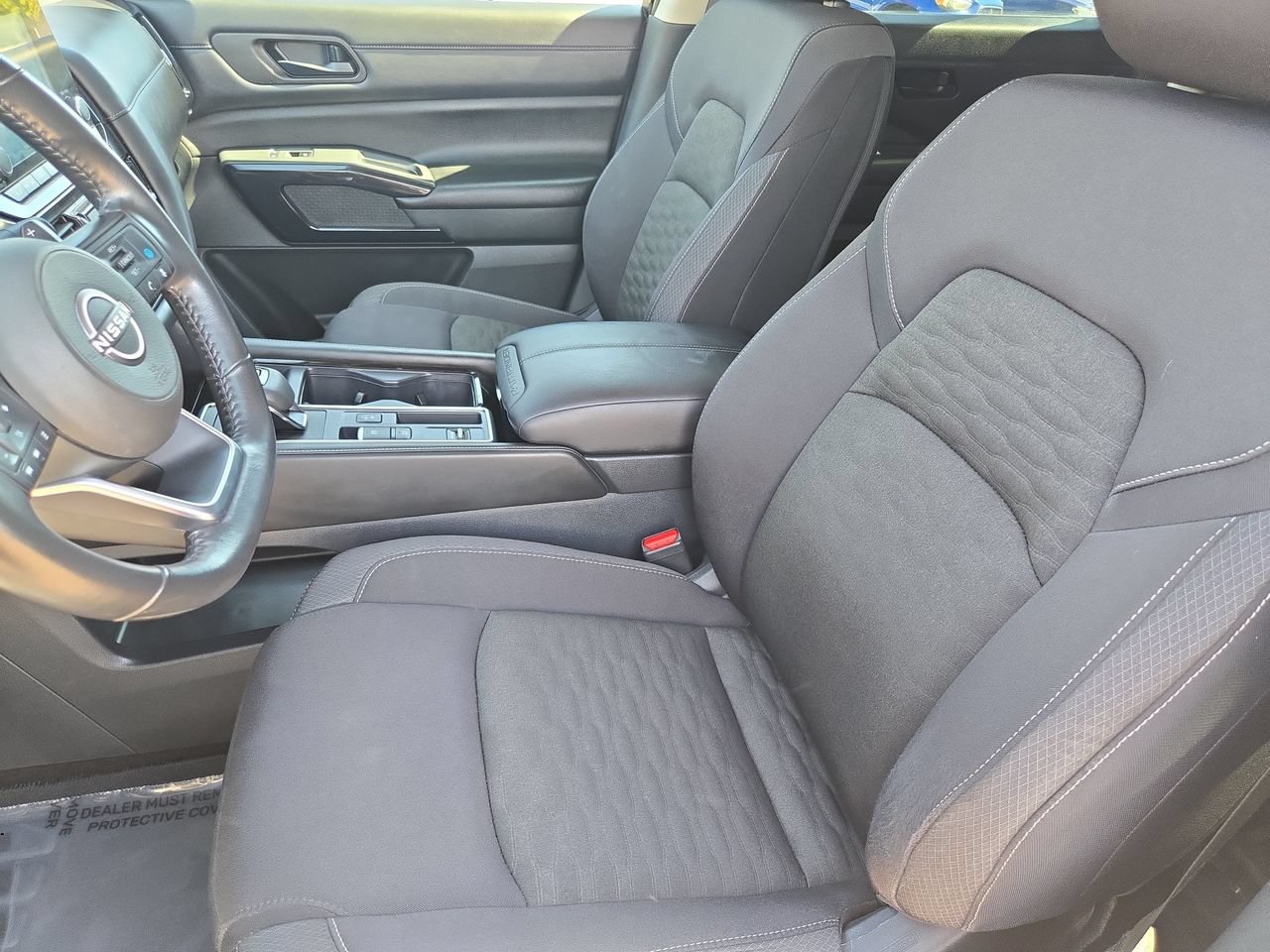 Certified 2025 Nissan Pathfinder SV FWD image 15