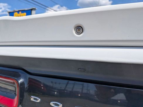 Used 2019 Dodge Challenger SXT AWD/4WD image 15