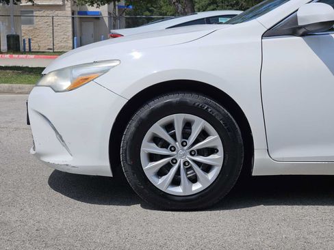 Used 2015 Toyota Camry LE FWD image 8