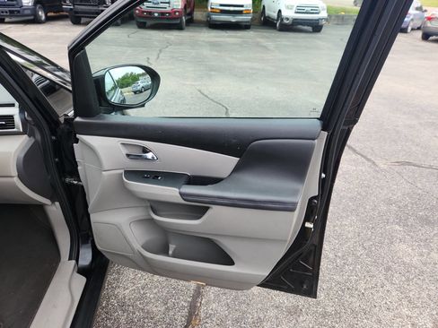 Used 2016 Honda Odyssey EX-L image 19