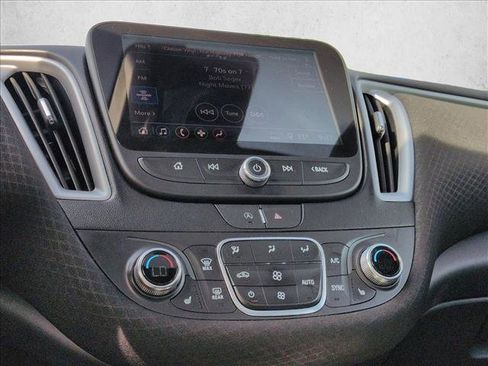 Used 2023 Chevrolet Malibu LT FWD image 14