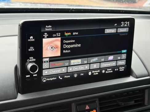 Used 2023 Honda Pilot Touring image 22