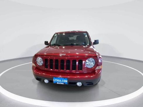 Used 2017 Jeep Patriot Sport w/ Power Value Group image 3