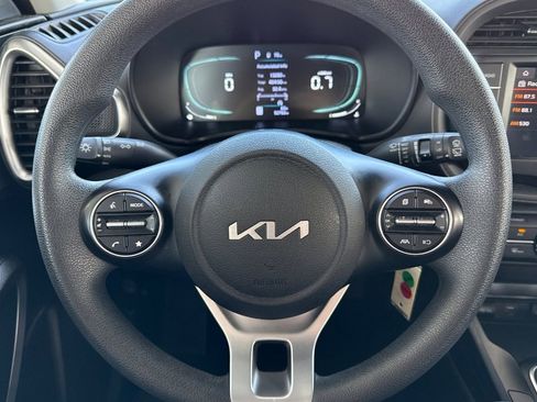 Used 2024 Kia Soul LX w/ Option Group 015 FWD image 30