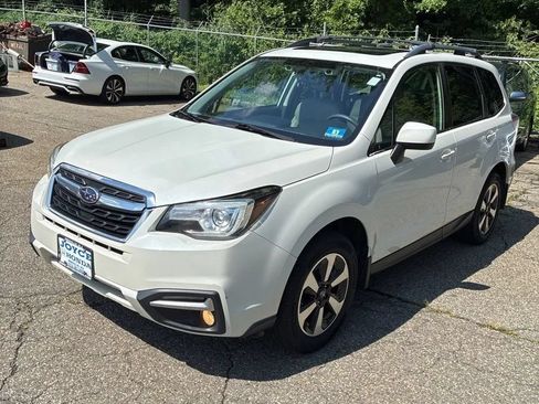 Used 2018 Subaru Forester 2.5i Limited AWD/4WD image 1