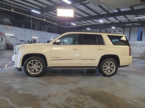 Used 2015 GMC Yukon SLT w/ Open Road Package AWD/4WD image 2