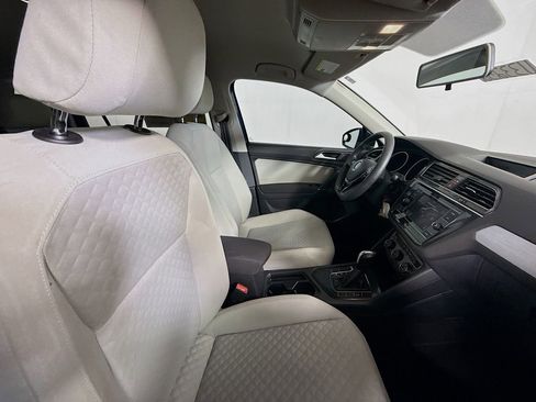 Used 2018 Volkswagen Tiguan S FWD image 26