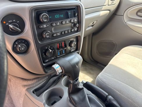 Used 2008 Chevrolet TrailBlazer LS image 15