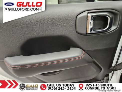 Used 2025 Jeep Wrangler Unlimited Rubicon image 17