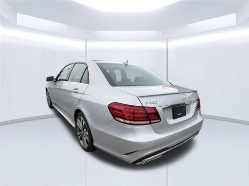 Used 2016 Mercedes-Benz E 350 Sedan image 8