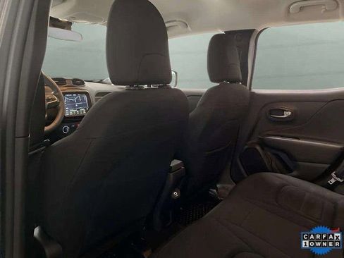 Used 2022 Jeep Renegade Latitude image 64