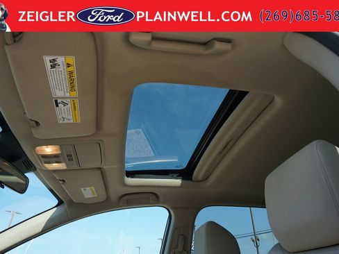 Used 2017 Honda CR-V EX image 18