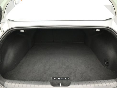 Used 2024 Hyundai Ioniq 6 SEL RWD image 29