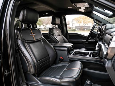 Used 2023 Ford F250 Platinum image 38