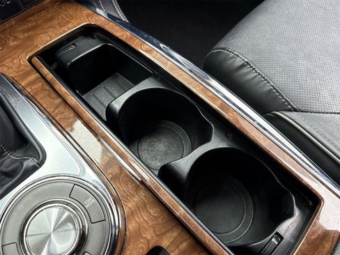 Used 2019 INFINITI QX80 Luxe image 33