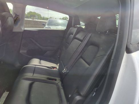 Used 2025 Tesla Model Y Long Range AWD/4WD image 10