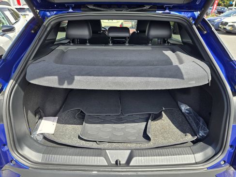 Used 2022 Volkswagen ID.4 Pro S w/ Gradient Package RWD image 27