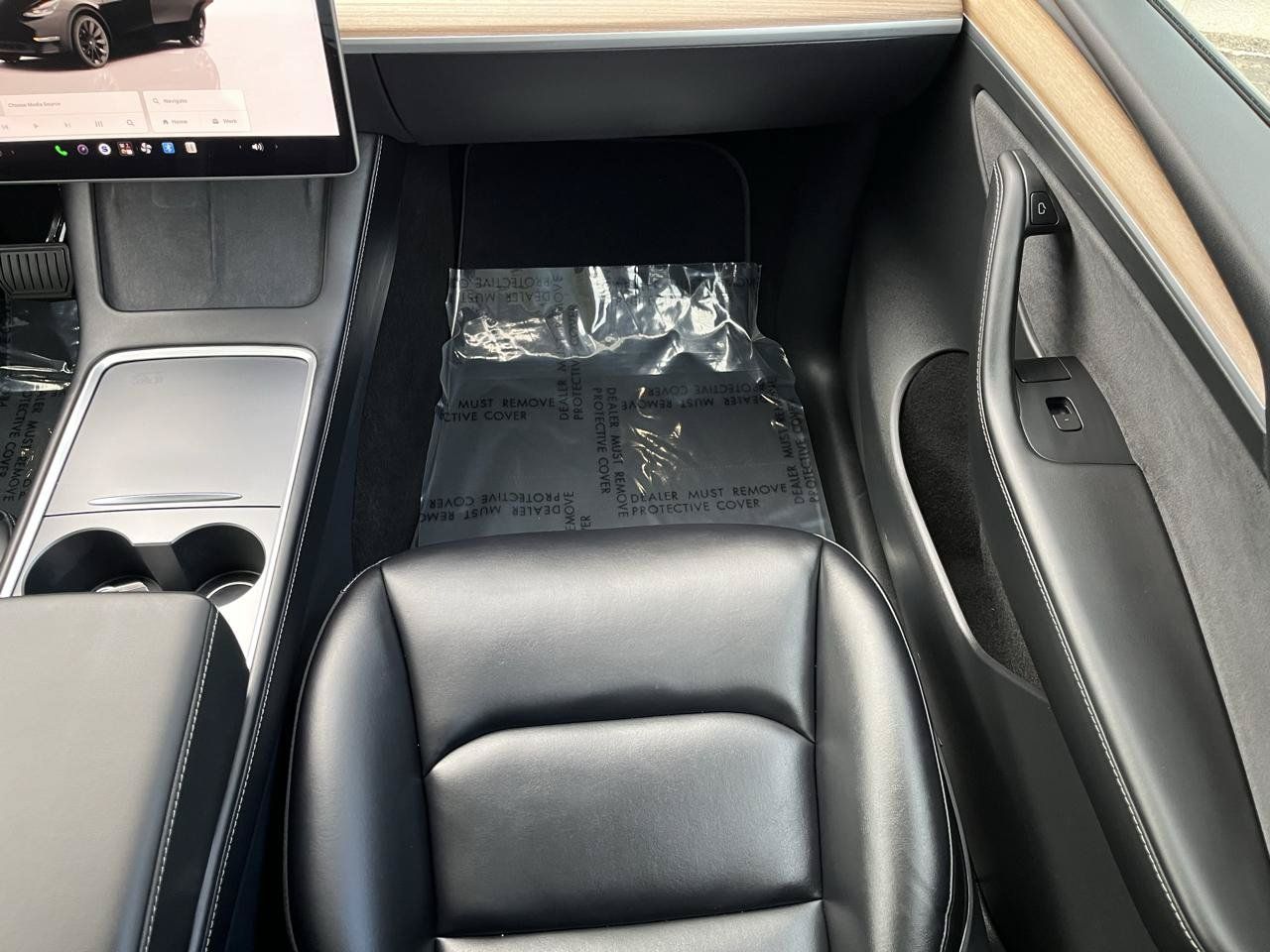 Used 2025 Tesla Model Y Long Range AWD/4WD image 18