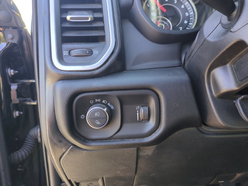 Used 2024 RAM 2500 Big Horn w/ Bed Utility Group AWD/4WD image 16