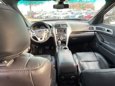 Used 2013 Ford Explorer Limited AWD/4WD image 11