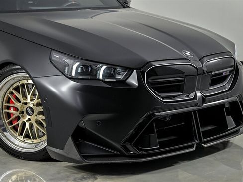 Used 2025 BMW M5 Touring AWD/4WD image 2