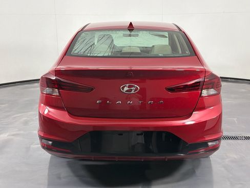 Used 2019 Hyundai Elantra SEL FWD image 6