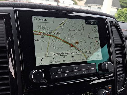 Used 2024 Nissan Titan PRO-4X w/ Off Road Protection Package image 16