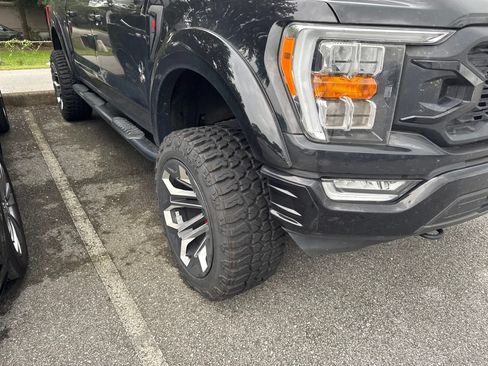 Used 2021 Ford F150 XLT w/ Equipment Group 302A High AWD/4WD image 4