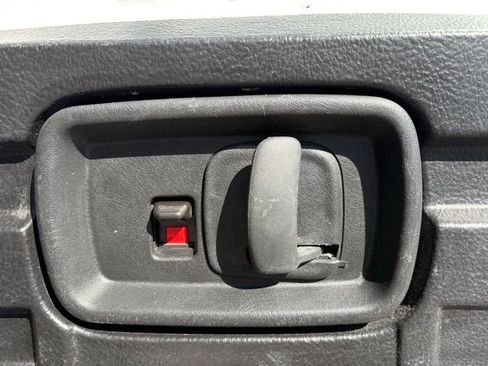 Used 2024 GMC Savana 2500 w/ Driver Convenience Package RWD image 9