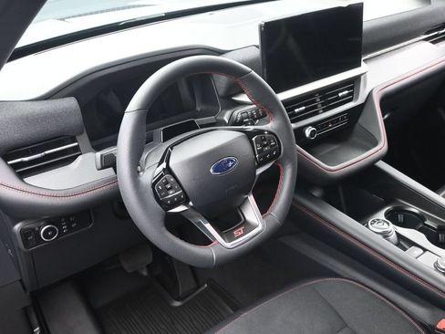Used 2026 Ford Explorer ST AWD/4WD image 6