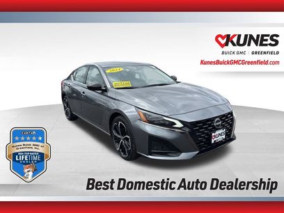 Used 2024 Nissan Altima 2.5 SR