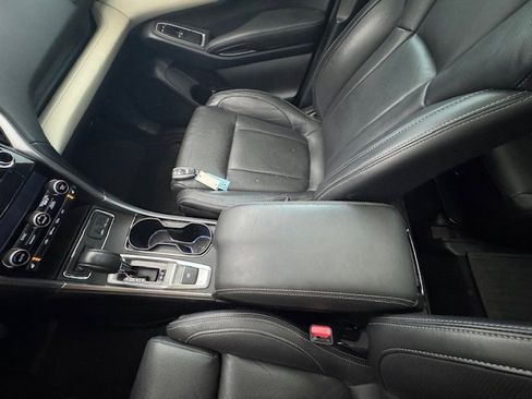 Used 2021 Subaru Ascent Limited w/ Technology Package image 12