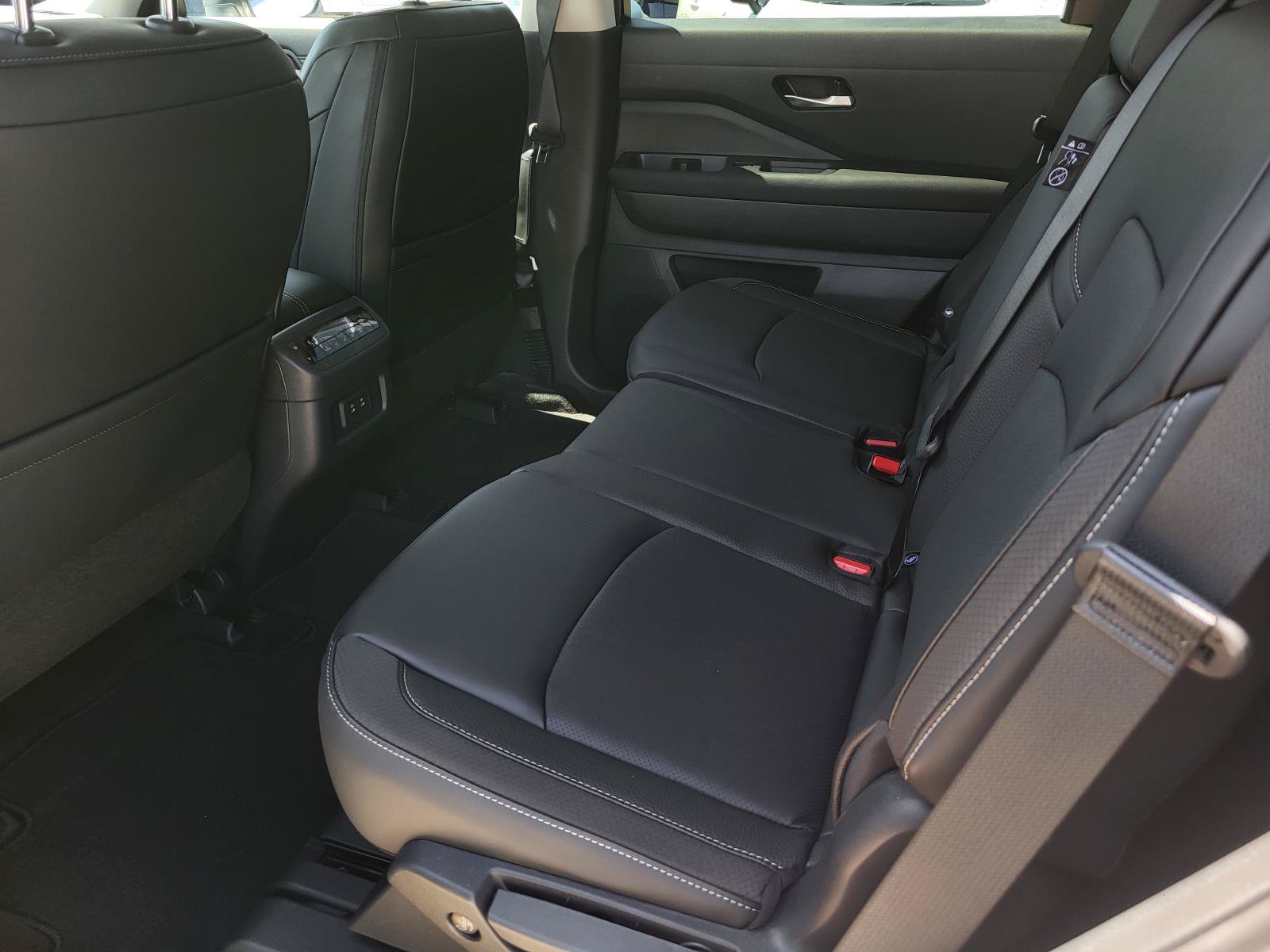 New 2026 Nissan Pathfinder SL w/ Cargo Package FWD image 15