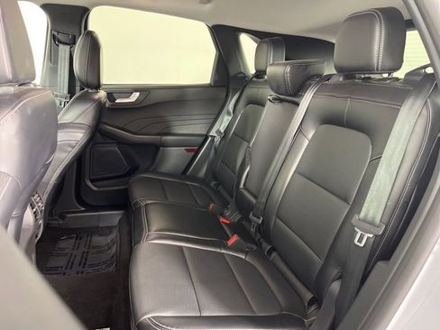Used 2025 Ford Escape Platinum image 17