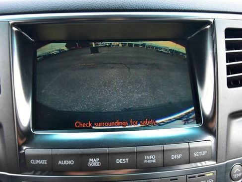 Used 2011 Lexus LX 570 4WD image 27