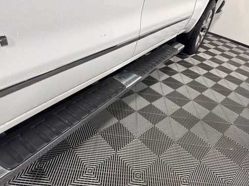 Used 2015 GMC Sierra 1500 SLT w/ SLT Crew Cab Value Package image 11