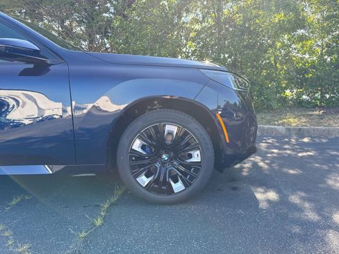 New 2026 BMW X3 xDrive30i w/ Premium Package AWD/4WD image 2