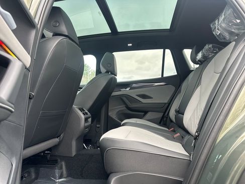 New 2026 Volkswagen Tiguan SE R-Line AWD/4WD image 14