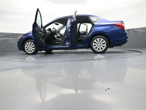 Used 2016 Nissan Sentra SV image 48