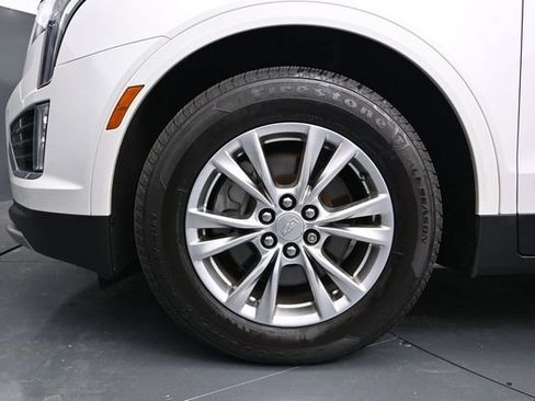 Used 2020 Cadillac XT5 Premium Luxury AWD/4WD image 17